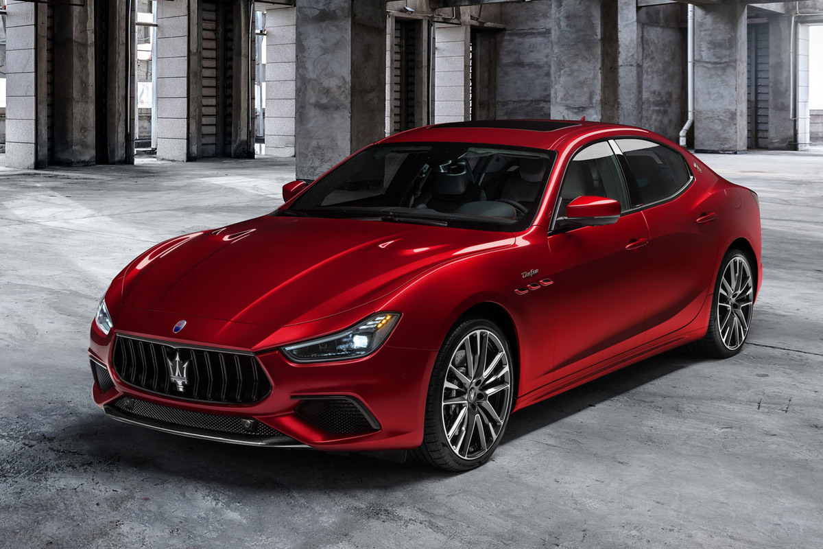 マセラティ#ff0000